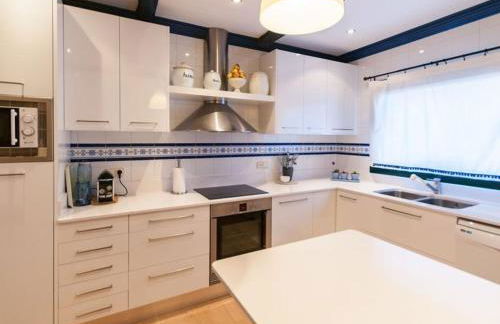 Cozy holiday home with pool in St Pere Pescador - Foto 9