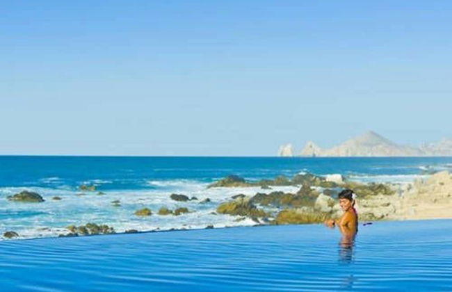 Exclusive Family Suite with Beautiful View at Cabo San Lucas - Photo 1