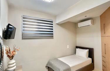 Modern Apartment Near Athens Airport, Beach & Metropolitan Expo - Foto 18