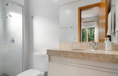 Casa de Pedra 2 Suítes c/ Piscina by Achei Gramado - Photo 31