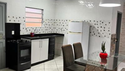 Casa espaçosa e aconchegante Cama King e ar condicionado - Foto 3