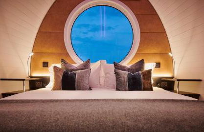 Luxury Hideaways - Photo 31