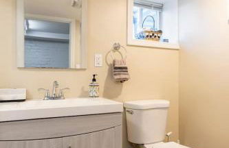 Semi Private cozy studio near downtown. - Foto 2