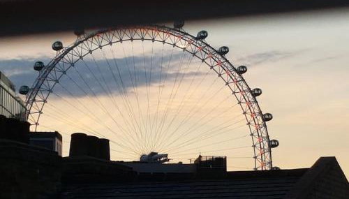 Superb 2Bed/2Bath Flat Waterloo London - Photo 1