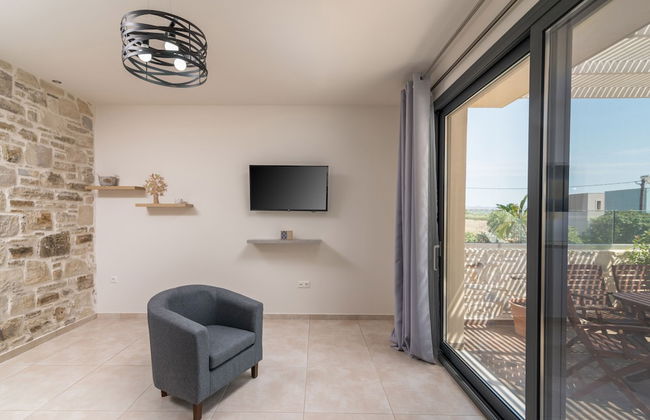 Elmara Luxury Villa 1 - Next to the Beach - Foto 8