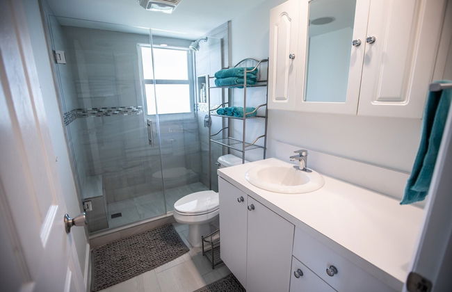 Enjoy Sunsets at Fully Equipped Condo at the Beach - Photo 16