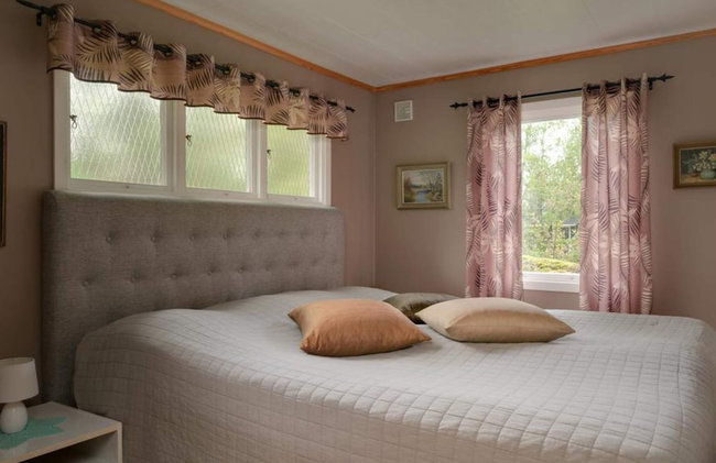 4 Star Holiday Home in Sparreholm - Foto 2