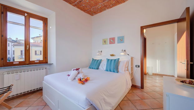 Lago Magico Pied Dans L' Eau - Foto 2