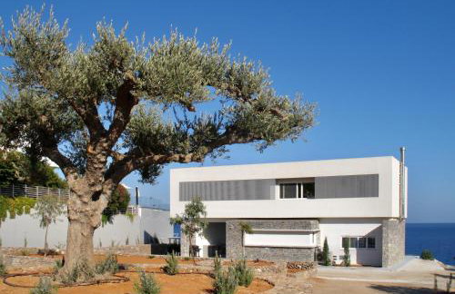 Kuro Beach House - Oceanfront Luxury & 25m pool - Foto 47