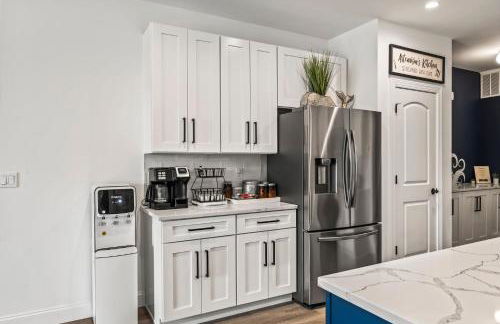 Beach House Steps away from the Boardwalk and Beach with Ocean Views in Seaside Heights! - Foto 17