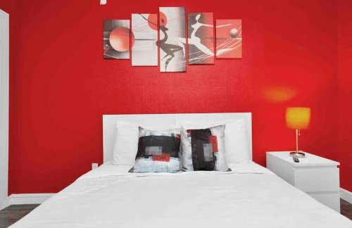 Prolific Red Luxe: Private Deck + Stylish Living - Photo 14