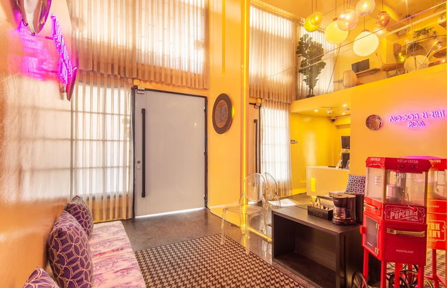 Hotel Living 55 - Photo 2