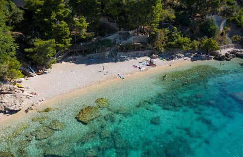 Beachfront Apartments Vala with a swimming pool - Photo 33
