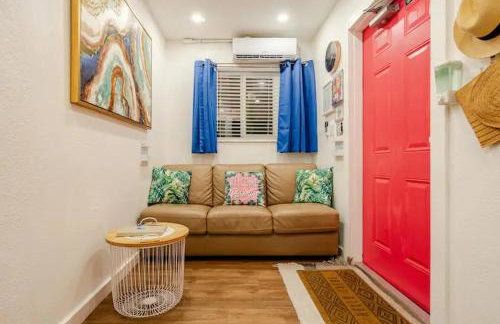 Stunning Little Havana Suites Close to airport, Calle Ocho, Brickell, Wynwood and the Beaches - Free Parking - Foto 36