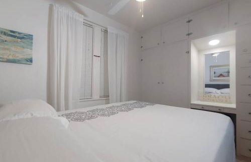 Huge historic, w/large yard & close to beach - Foto 20