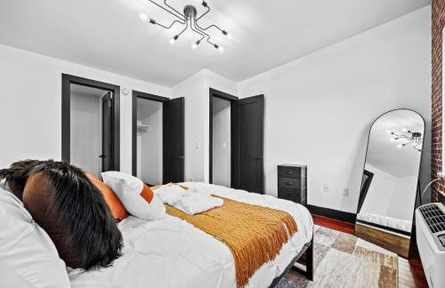 Rustic Chic 4BR for Groups - Bushwick's Finest Stay - Foto 25