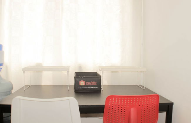 Comfy And Tidy Studio At Riverview Jababeka Apartment - Foto 11