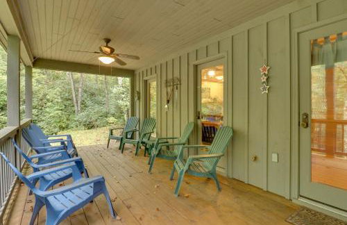 Creekside Family Retreat by Waterfalls and Hiking! - Foto 33