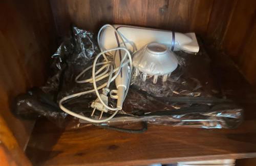 Gemütliche und voll ausgestatette 2 Zimmer Ferienwohnung am Wörthsee mit Terrasse, Grill, Schaukel, Doppelbett oder getrennte Betten fußläufig zu S-Bahn nach München und See, ideal zum Entspannen aber auch zum Arbeiten - Foto 36