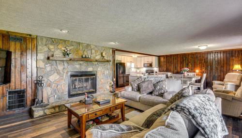 Tee Off in the Mtns Sky Valley Condo with View! - Foto 3