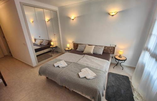 Luxury Apartments Mascarat - Photo 72