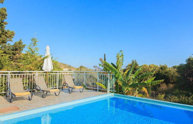 Villa Cherry Large Private Pool Walk to Beach Sea Views A C Wifi Car Not Required - 2180 - Foto 5