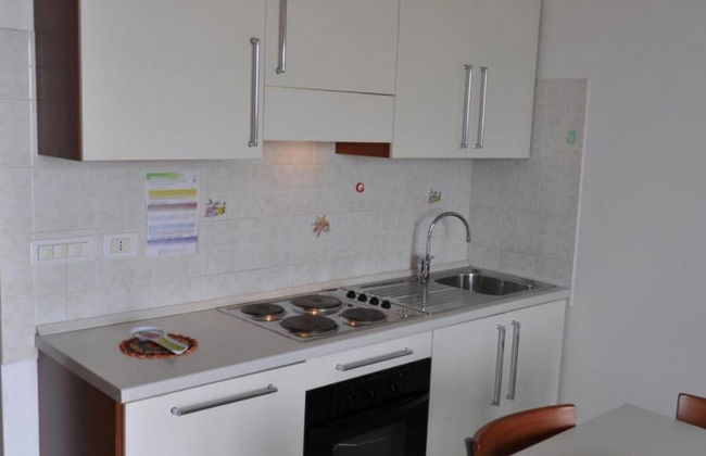 Frontline B - 5A - M2 - Near To The Sea - Photo 6