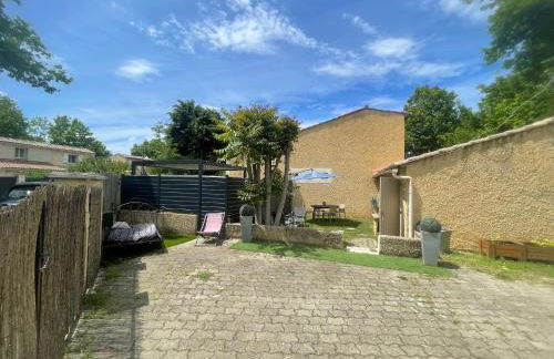 Jolie petite maison Avignon - Montfavet - Photo 29