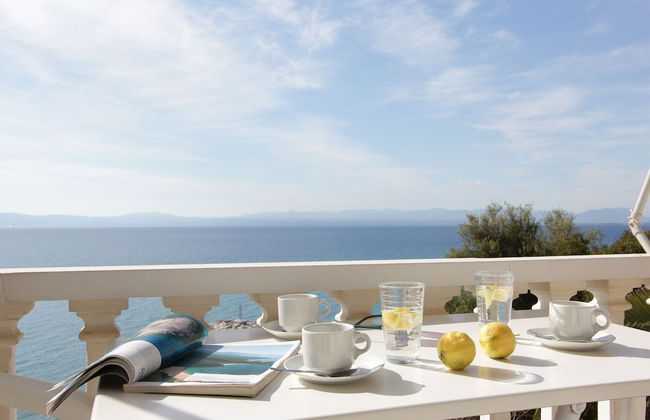 Apollon Apartments - Photo 1