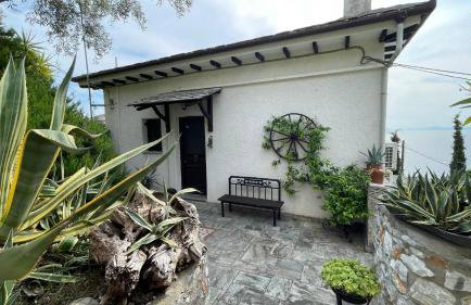 Iris Sea View Villa - Photo 9