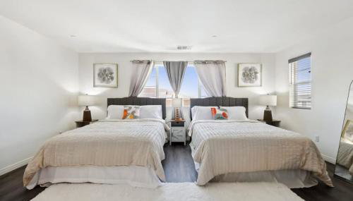 Entire Private House with 3000 sqft, Gated Yard, Garage, Nice View, 5 Bedrooms 4 Bathrooms, Available Now - Foto 3