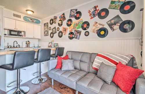 Beachfront Corpus Christi Condo with Arcade Room! - Foto 9