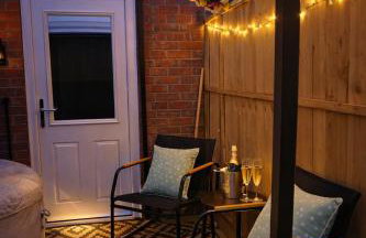 Cambridge Stylish Hot Tub Stay Sleeps 10 - Foto 38