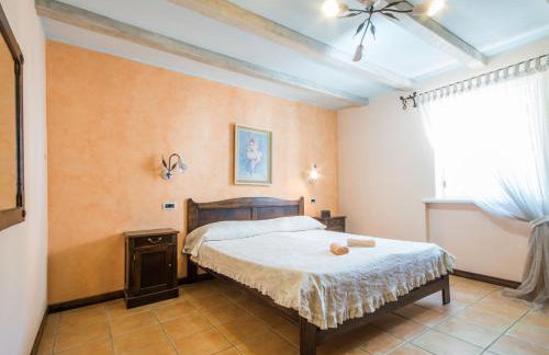 Villa Giovanna, a charming Villa with pool in a beautiful landscaped garden - Foto 15