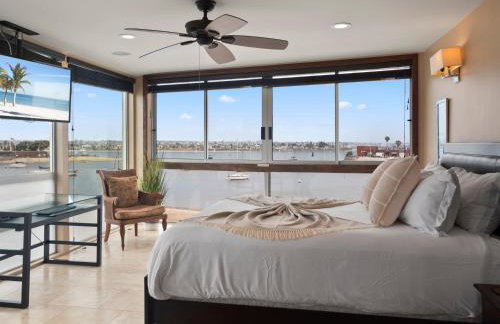 Stunning Bayfront condo with gorgeous views, garage, massive roof deck & AC - dogs welcome! - Foto 1
