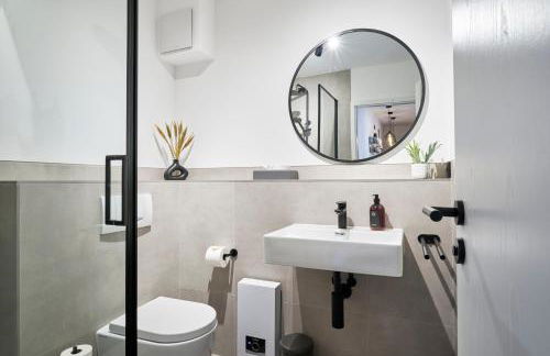 Park Avenue - Design Apartment Friesenstraße - 4 Pers - WLAN - Netflix - 65 Zoll TV - Foto 7