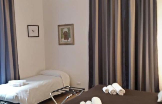 Rome Center Rooms - Photo 16