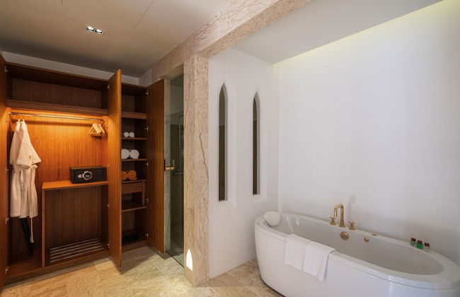 Malisa Villa Suites - Photo 55