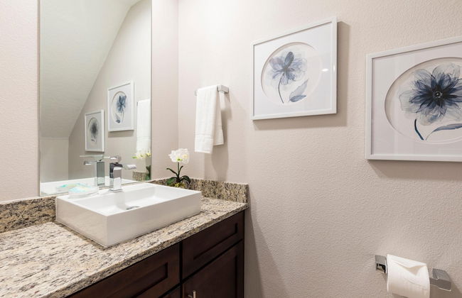 3 BR 3BA Villa 5min Disneyworld Hot Tub BBQ - Foto 8