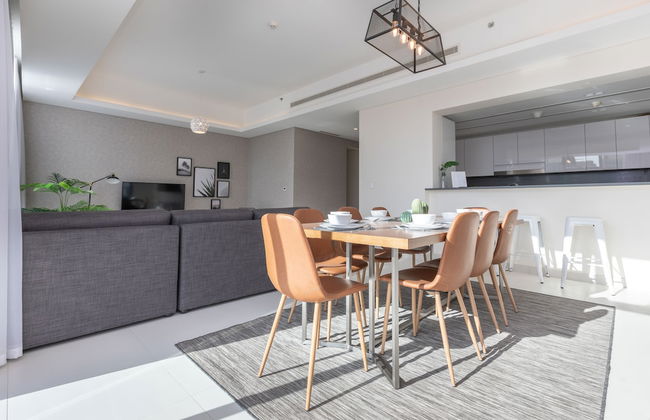 FAM Living - Mada Residences Downtown - Photo 12