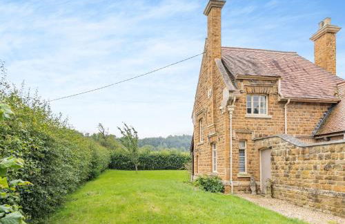 Lodge Cottage - Photo 21