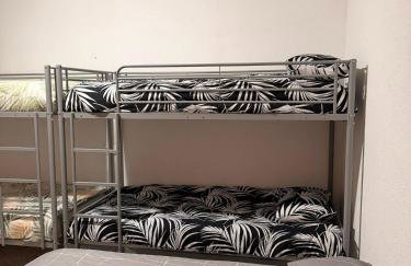 Amarella Costa Dorada - Alojamientos privados en villa mediterránea con amplia piscina y zonas BBQ - Foto 76