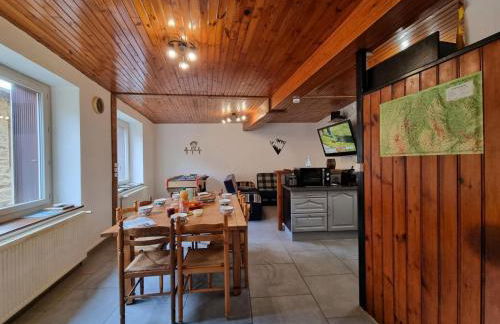 Maison de village en pierres à Chalmazel, idéale pour la nature - FR-1-496-381 - Foto 3