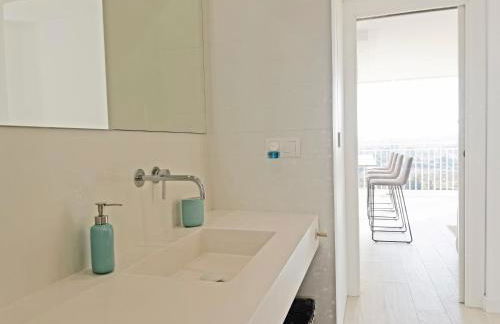 Loft Deluxe, Luminoso, Parking y Piscina - A 100 m del Mar AC - Photo 53