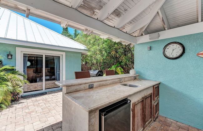 Conch Out Beach House managed by Beach Retreats - Photo 37