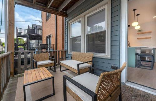 Modern 2BR Apartment with Free Parking in Avondale - Foto 13