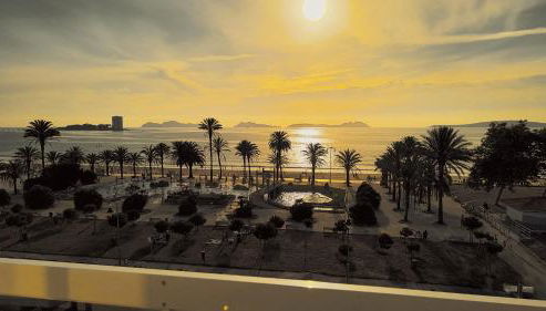 Samil Apartment, primera línea de playa con Wifi y Garaje - Foto 2