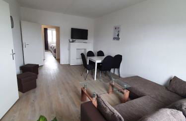 Enjoy your stay with DKN - Mon-Sun - Late night check-in - Multilanguage - Leipzig Grünau - Witamy serdecznie - Foto 2