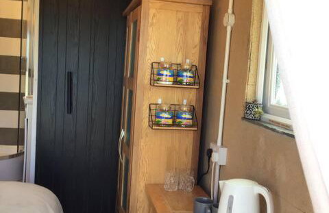 Small self contained room - Foto 20