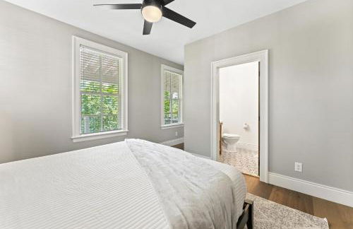 Lakeside Retreat Sleeps 22 Dock Grill Game Room - Foto 16